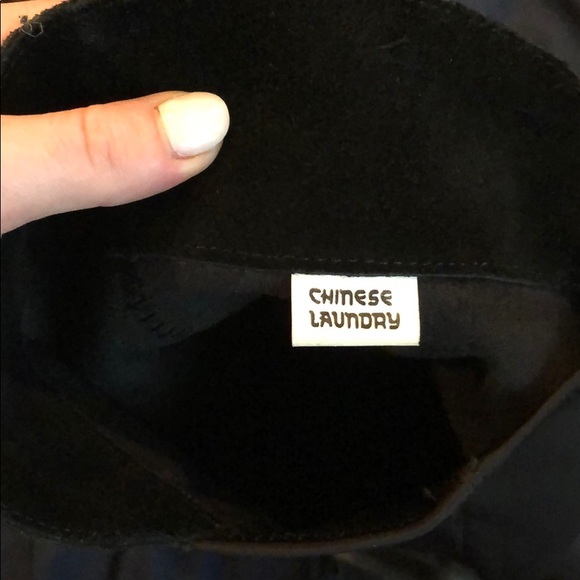 Black boots - Picture 4 of 7